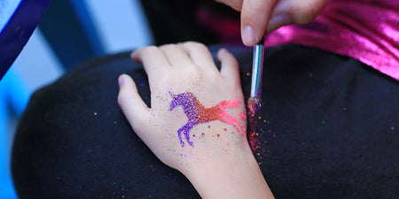 Kinderschminken bei der Firmenfeier: Bunte Highlights für Events image