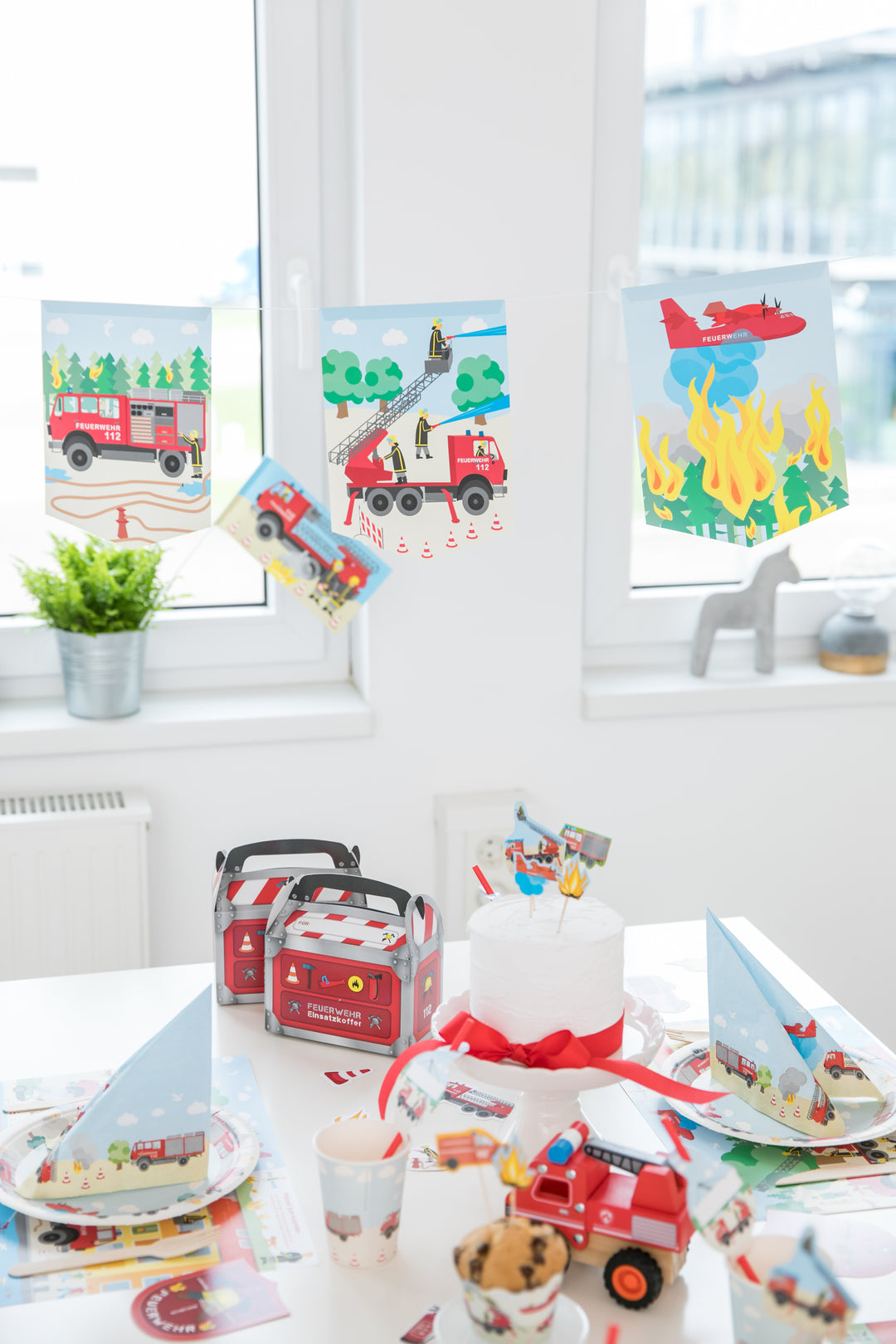 Girlande, Feuerwehr, Papier, 3.5m kinderparties-shop