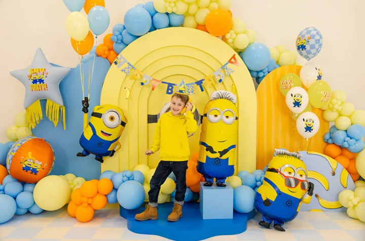 Folienballon-Minions-Stern-mit-Quasten-Despicable-Me-72-cm