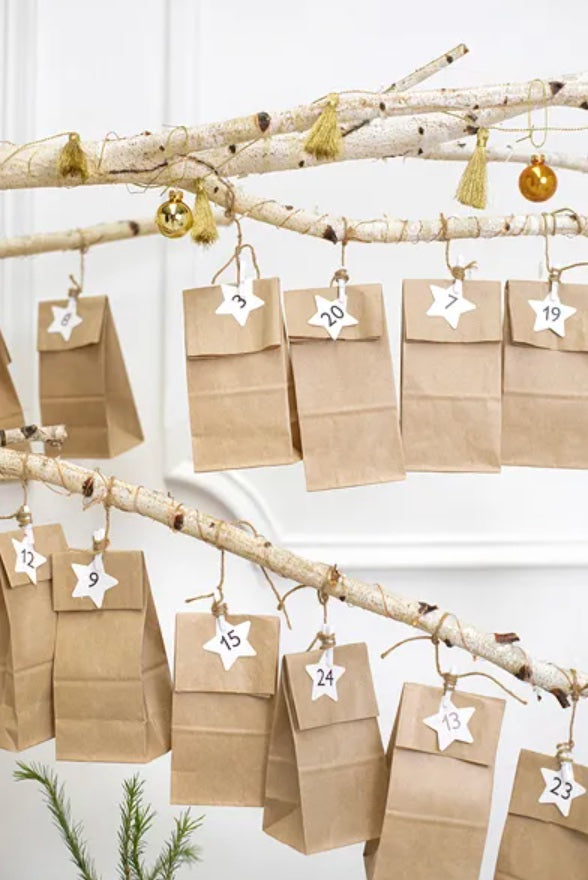 Adventskalender DIY Set, Kraftpapier Tüten zum Befüllen, mit Holzklammern und Sternen, 72-teilig