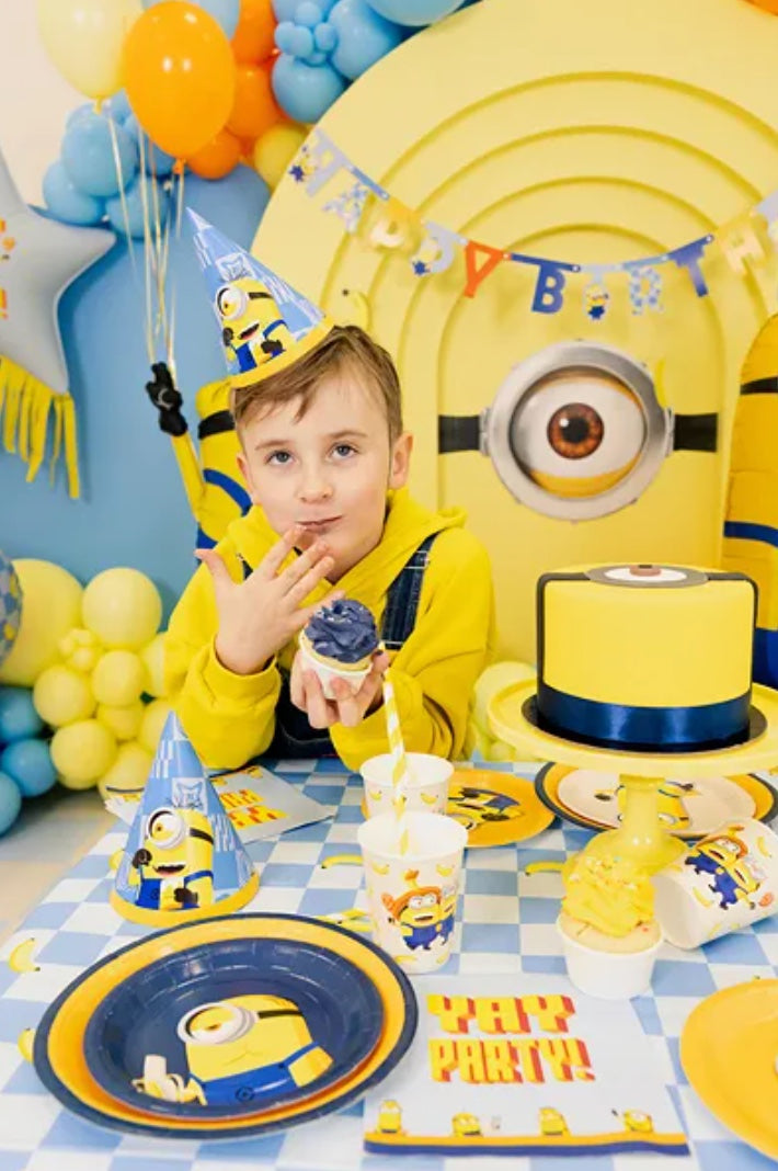 Partyhütchen-Minions-für-Kindergeburtstag-6-Stück
