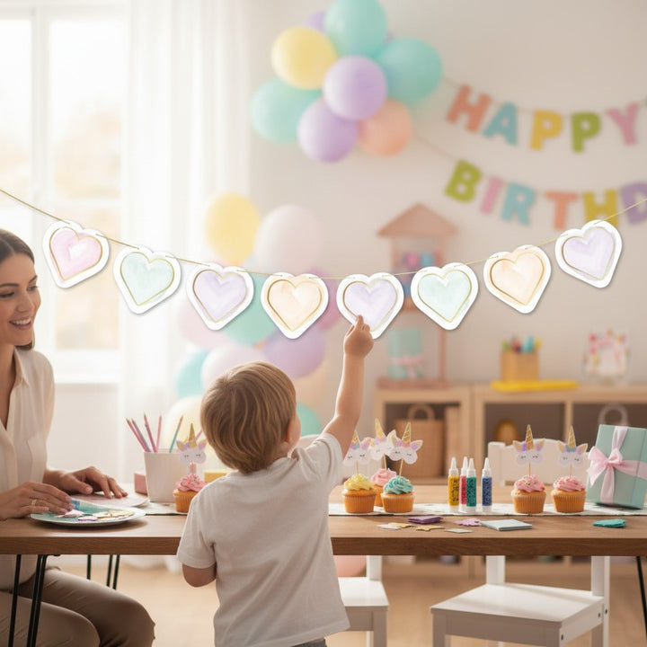 kinderparties.ch Wimpelkette mit pastellfarbenen Herzen, 2 m, ideal für Kindergeburtstage und Dekorationen.