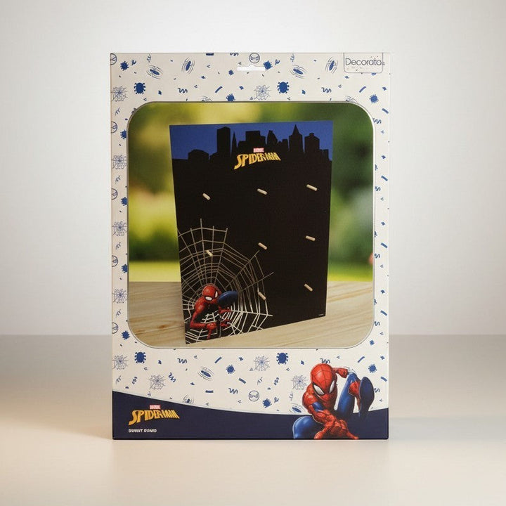 kinderparties.ch Spiderman Donut Ständer für 9 Donuts mit Spinnennetz-Design und Stadtsilhouette