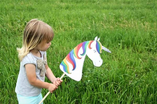 Bastelset Steckenpferd Einhorn, Blankovorlage, versch. Farben