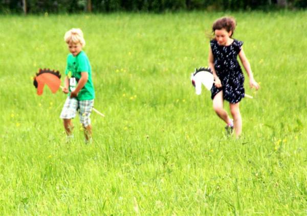 Bastelset Steckenpferd Blankovorlage, versch. Modelle kinderparties-shop