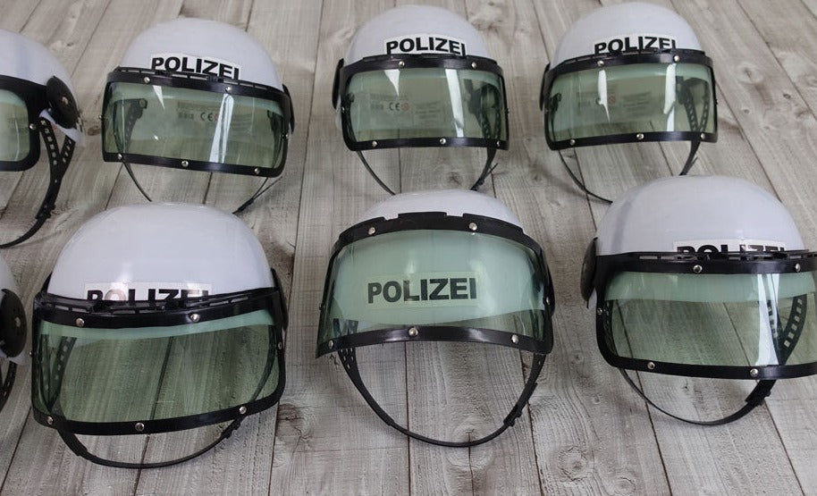 Kostümverleihkiste Verkehrs Polizist, Standard, inkl. Accessoires