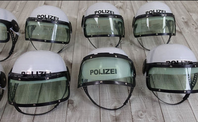 Kostümverleihkiste Polizei Standard, inkl. Accessoires