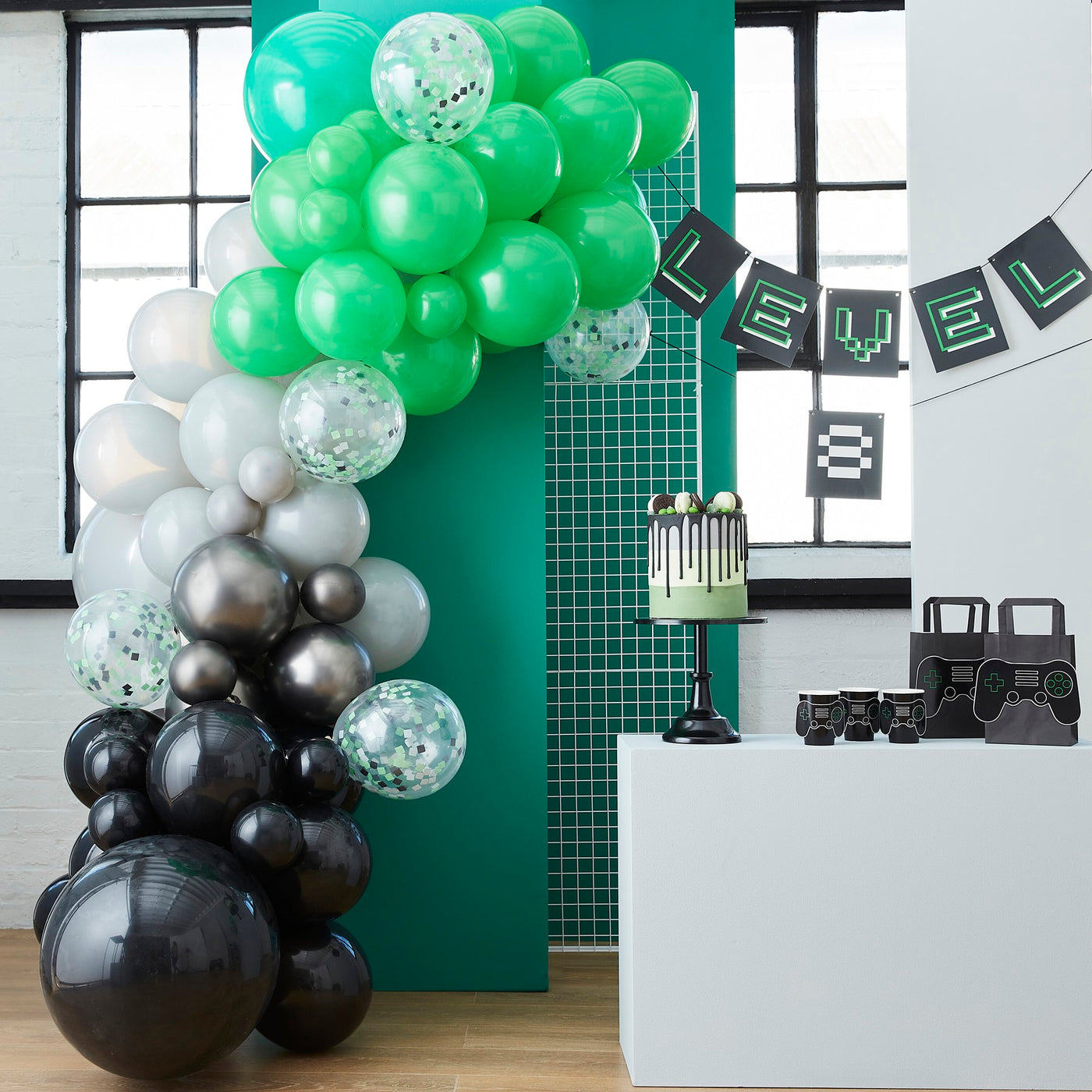 Ballon Girlande, schwarz-grau-grün, Game On, DIY, 70 Ballone inkl. 5m Ballonband